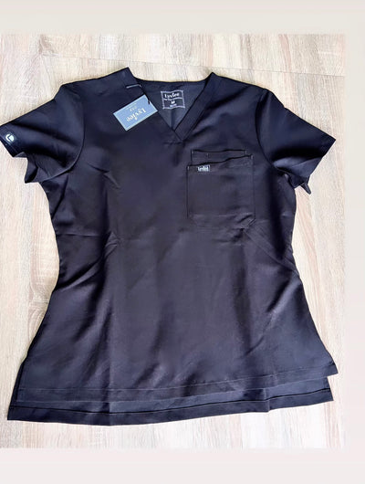 VITAL 3-POCKET SCRUB TOP